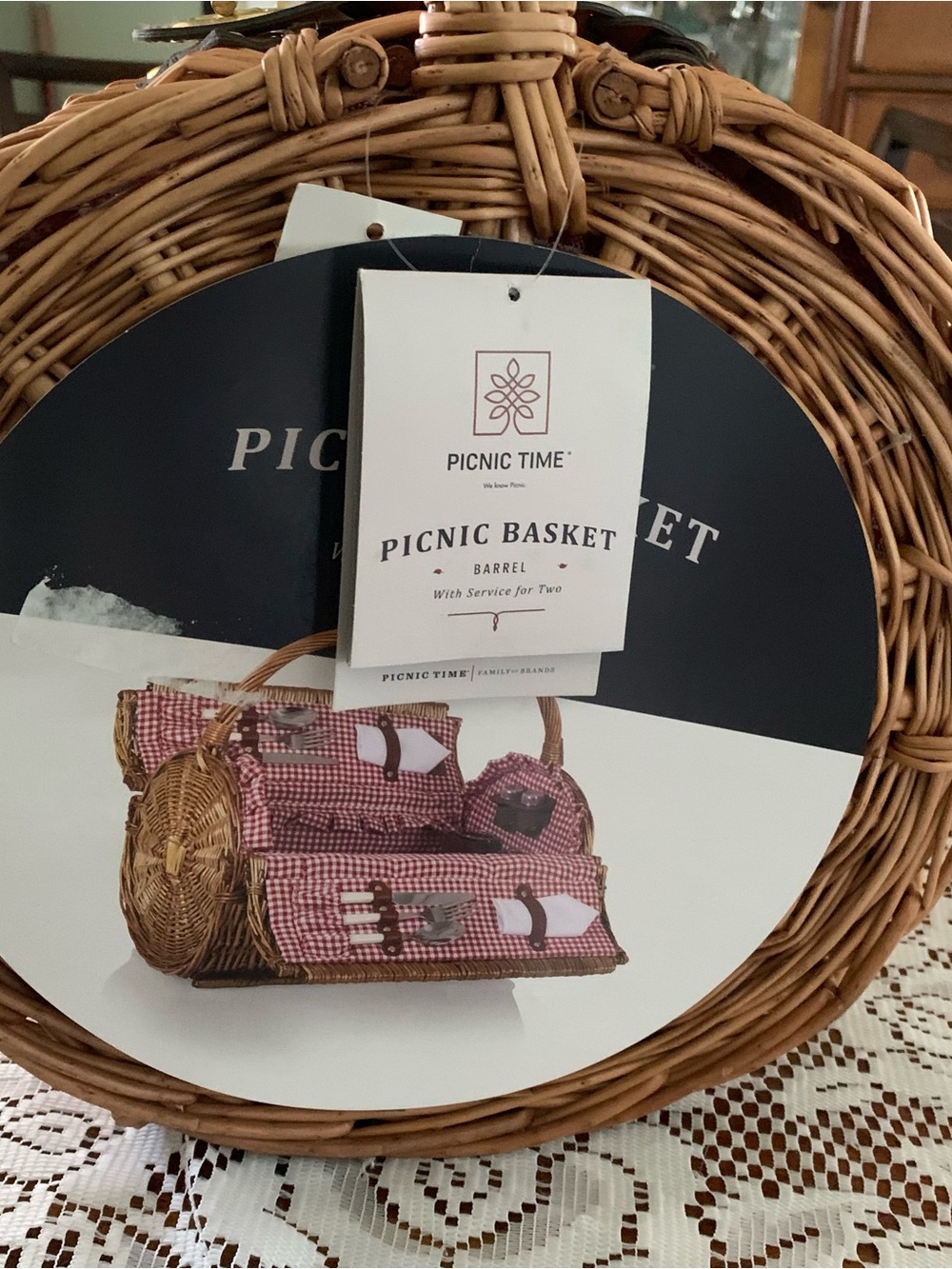 Picnic Time Wicker Picnic Basket in Natural Brown